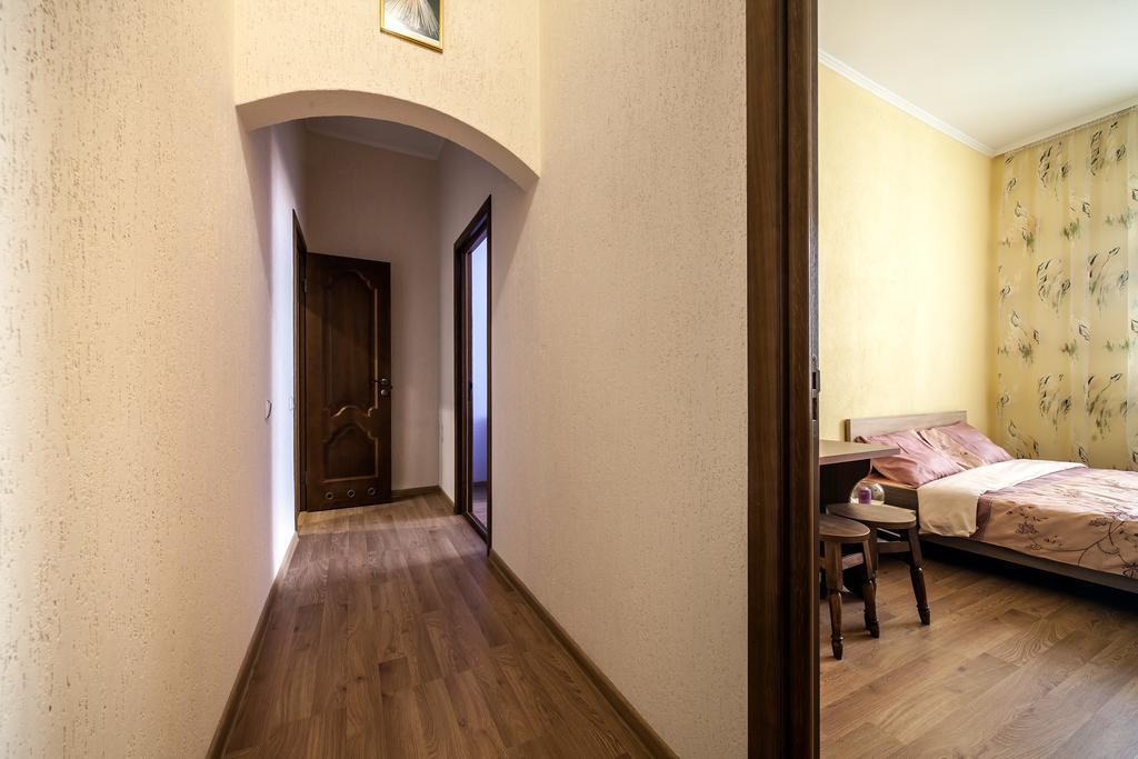 Modern 2Br Apartment In Central ลวีฟ ภายนอก รูปภาพ
